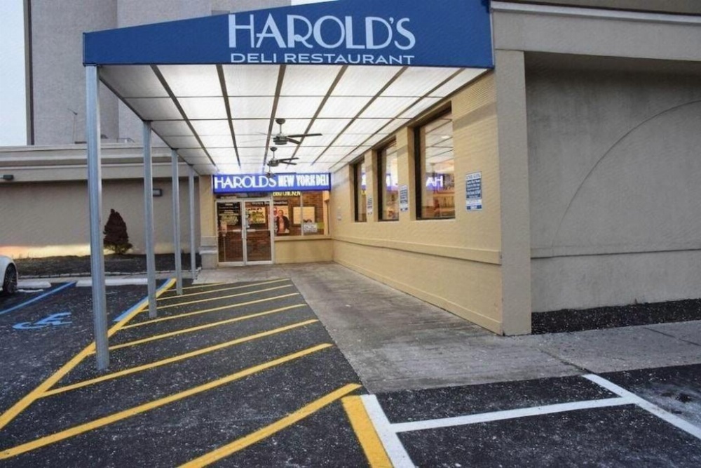 E Hotel Banquet & Conference Center Main image